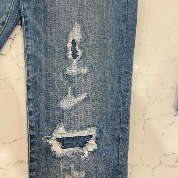 American Eagle - Picture 2 of 5